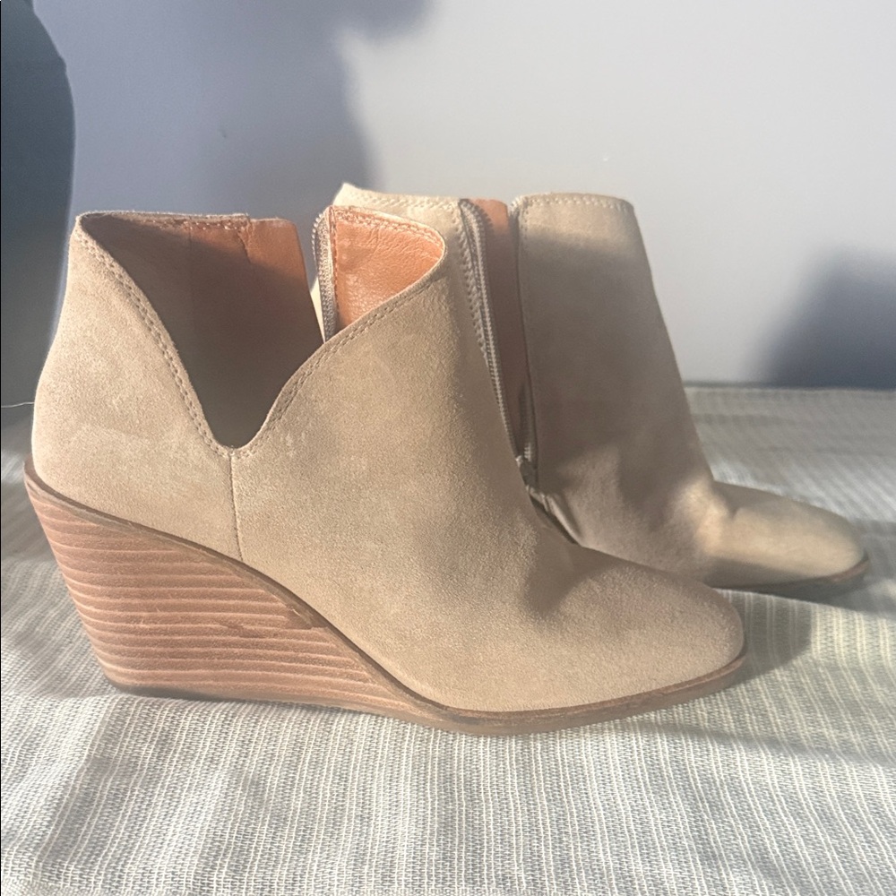 Lucky Brand Tan Suede Wedge Booties